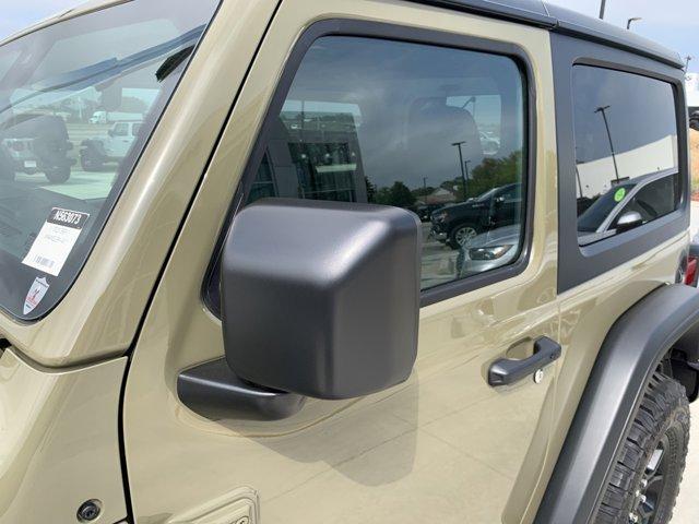 new 2025 Jeep Wrangler car, priced at $44,647
