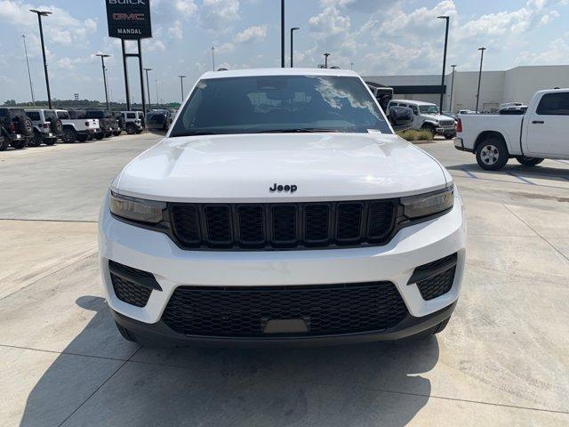 new 2024 Jeep Grand Cherokee car, priced at $37,326