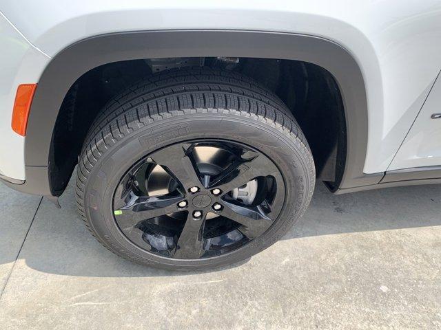 new 2025 Jeep Grand Cherokee L car, priced at $46,055