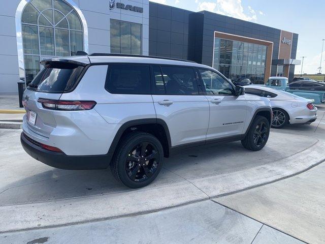 new 2024 Jeep Grand Cherokee L car, priced at $42,150