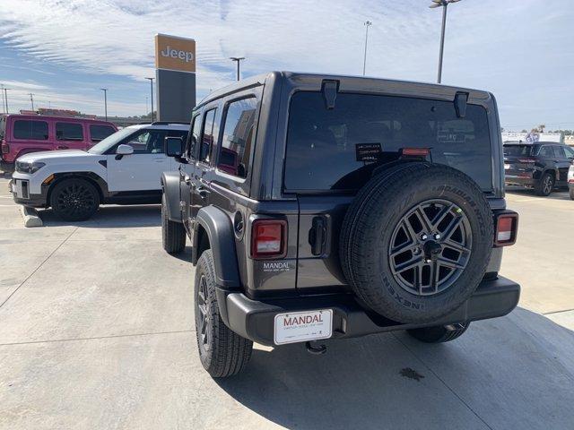 new 2025 Jeep Wrangler car, priced at $49,220