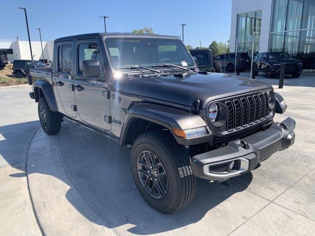 new 2024 Jeep Gladiator car, priced at $42,860