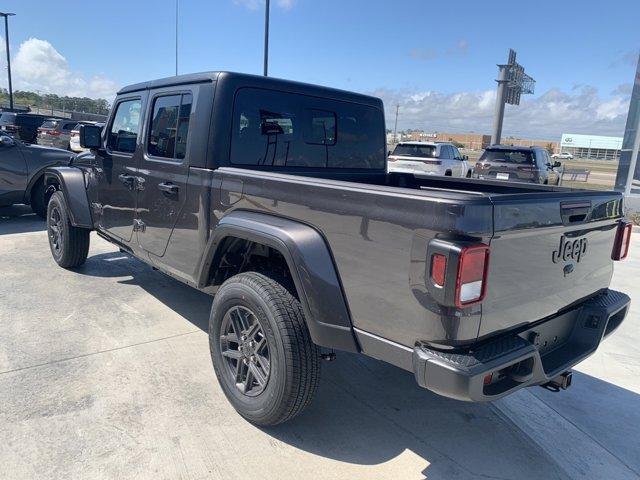 new 2024 Jeep Gladiator car, priced at $42,860