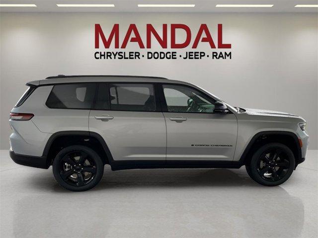 new 2025 Jeep Grand Cherokee L car, priced at $45,637