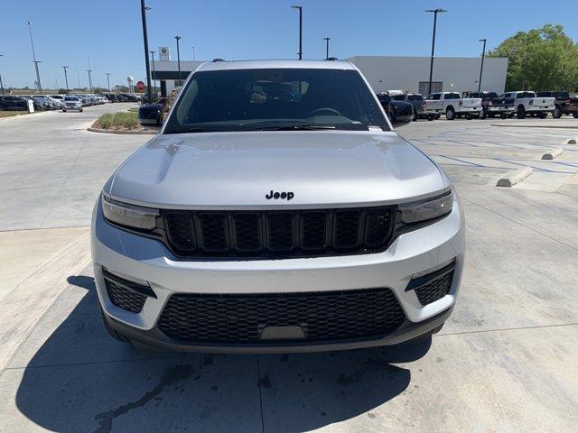 new 2024 Jeep Grand Cherokee car, priced at $49,805