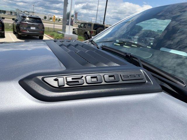 new 2025 Ram 1500 car, priced at $63,611