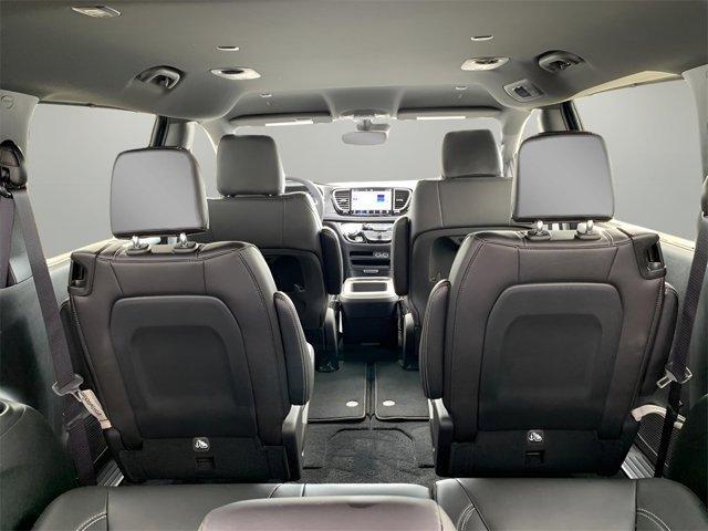 new 2025 Chrysler Pacifica car, priced at $41,427