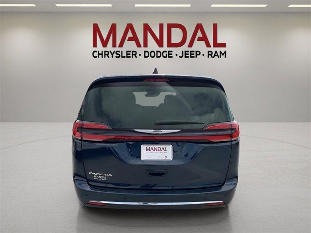 new 2025 Chrysler Pacifica car, priced at $41,427