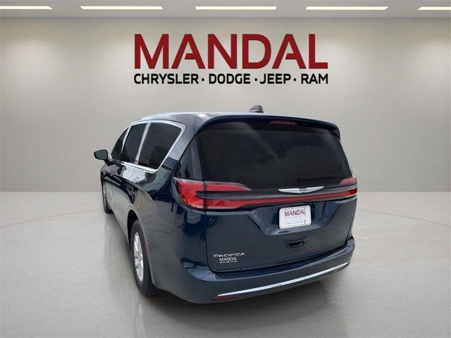 new 2025 Chrysler Pacifica car, priced at $41,427