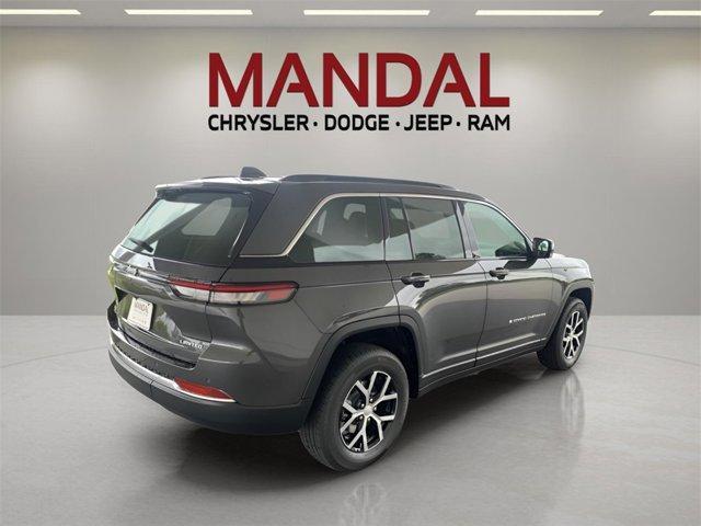 new 2025 Jeep Grand Cherokee car, priced at $42,600