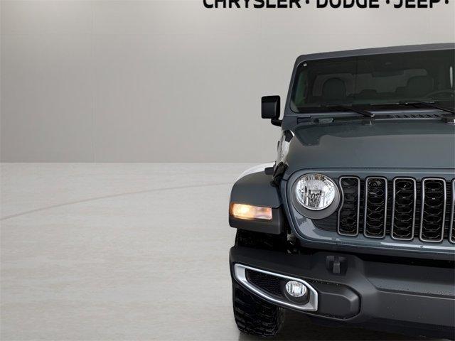 new 2025 Jeep Gladiator car, priced at $44,430