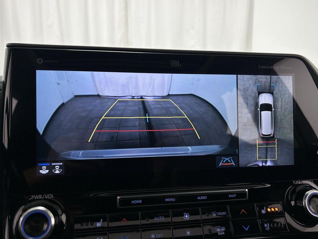 used 2020 Toyota Highlander Hybrid car, priced at $33,195