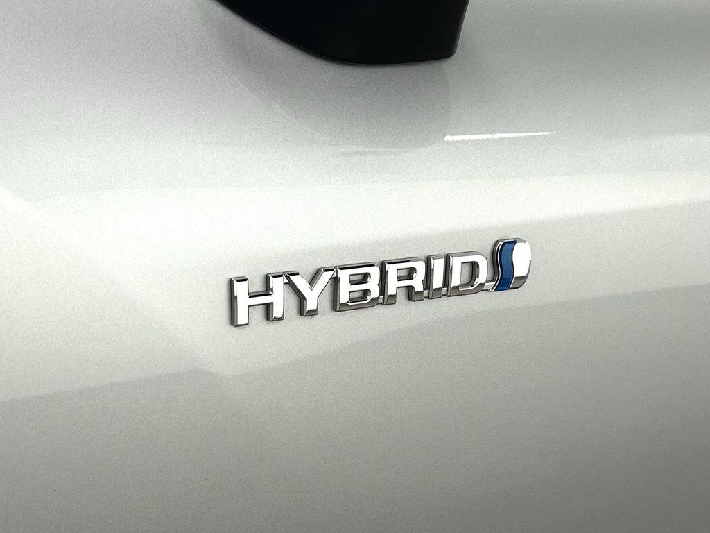 used 2020 Toyota Highlander Hybrid car, priced at $33,195