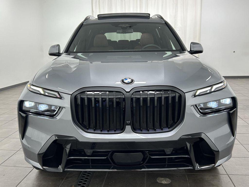 new 2026 BMW X7 car, priced at $102,685