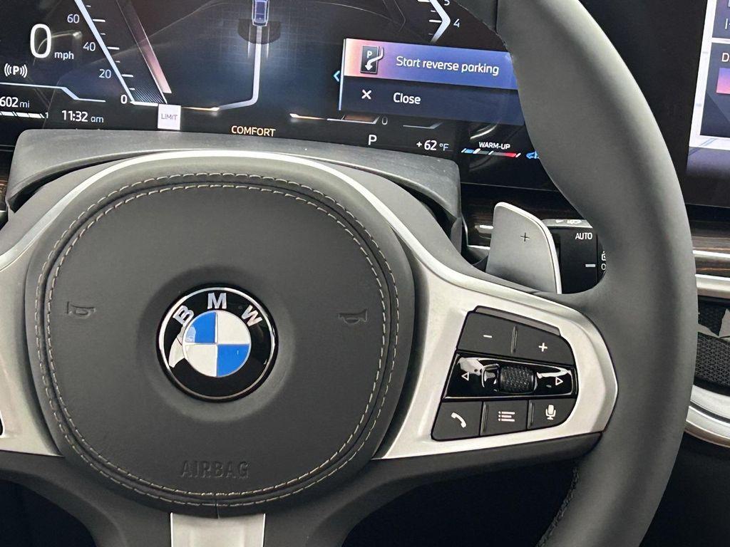 new 2026 BMW X7 car, priced at $102,685