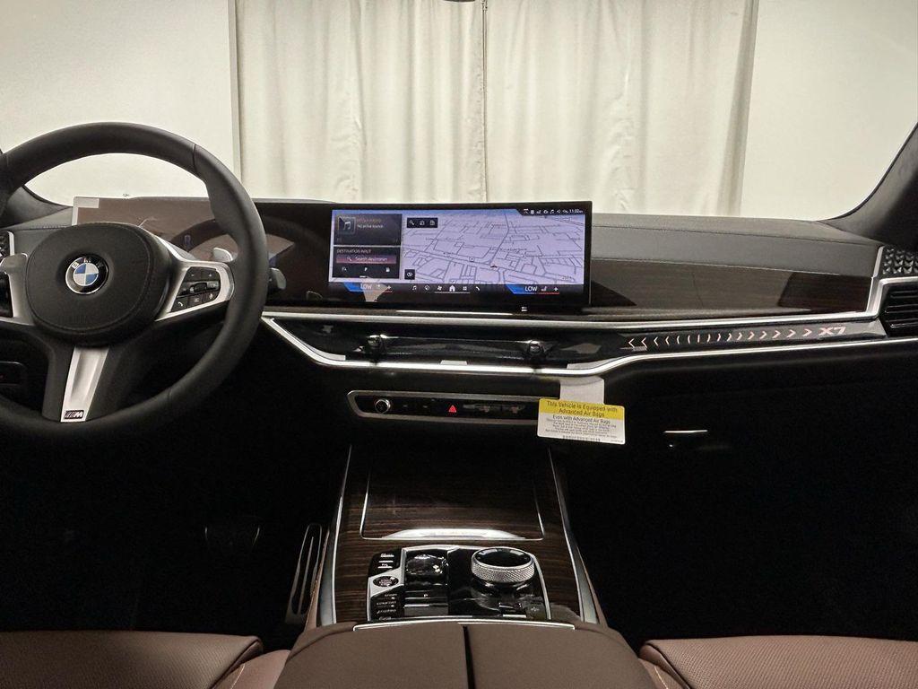 new 2026 BMW X7 car, priced at $102,685