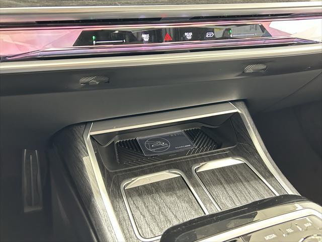 new 2025 BMW 760 car, priced at $129,025
