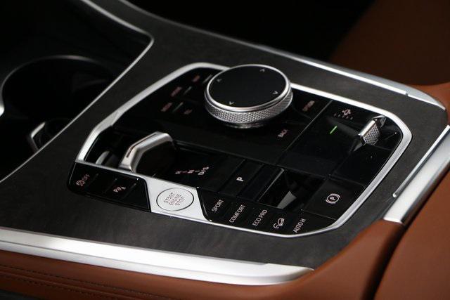 new 2025 BMW X7 car, priced at $115,235