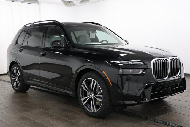 new 2025 BMW X7 car, priced at $94,425