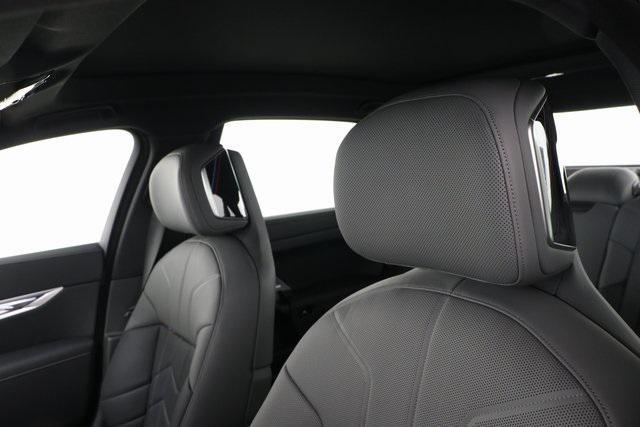 new 2025 BMW i7 car, priced at $130,075