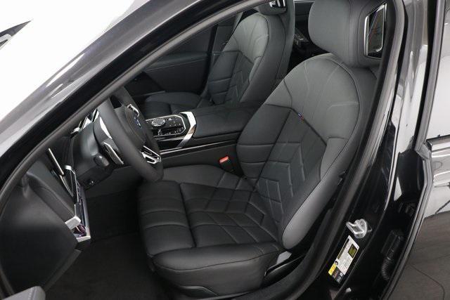 new 2025 BMW i7 car, priced at $130,075