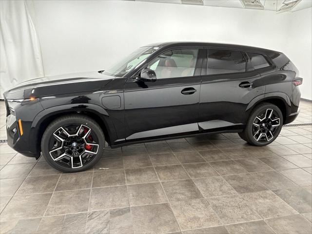 new 2025 BMW XM car, priced at $166,325