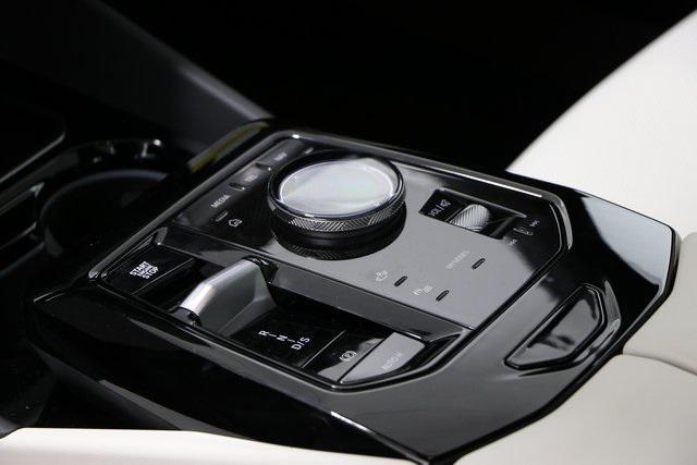 new 2025 BMW 530 car, priced at $68,725