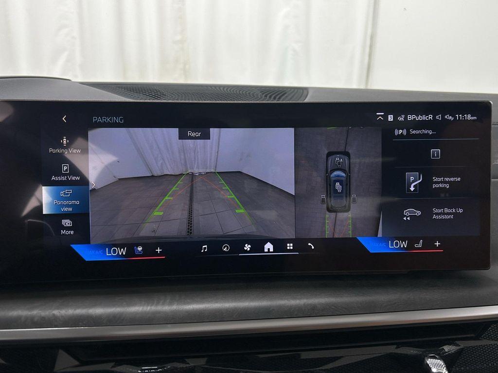 new 2026 BMW X7 car, priced at $98,125