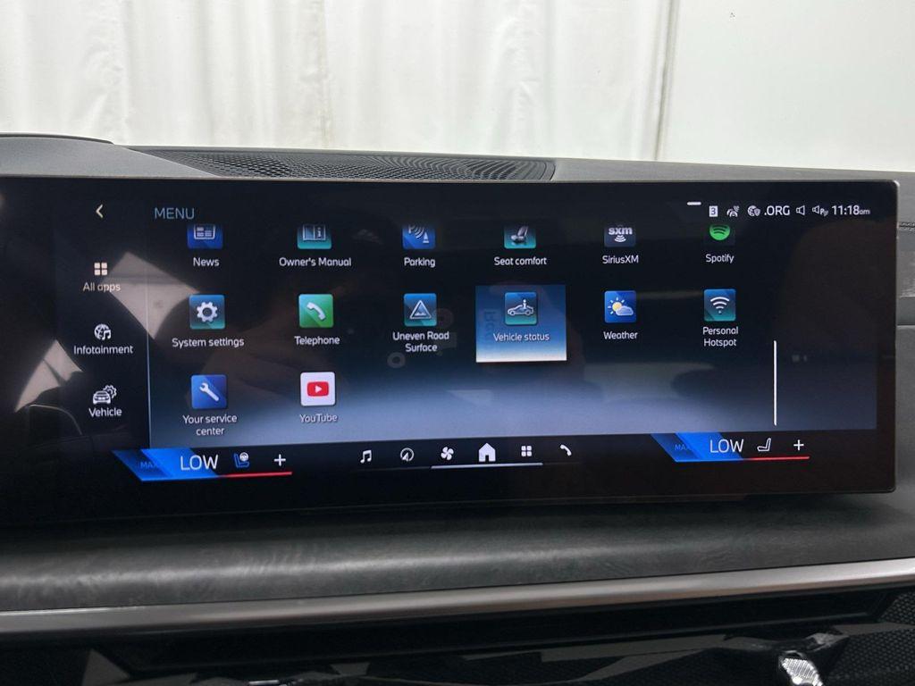new 2026 BMW X7 car, priced at $98,125