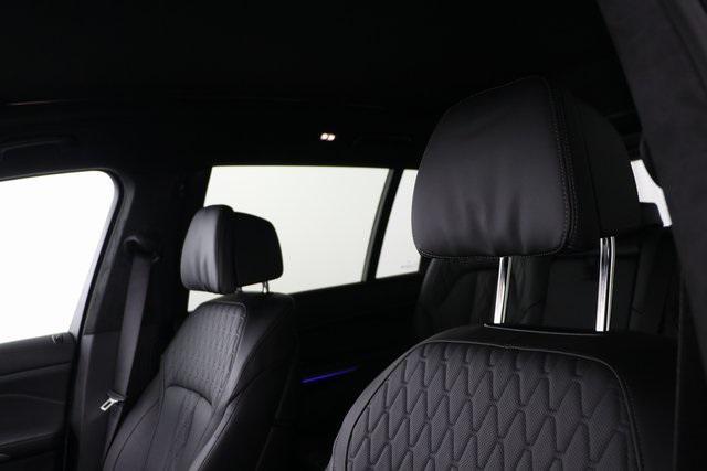 new 2025 BMW X7 car, priced at $117,000