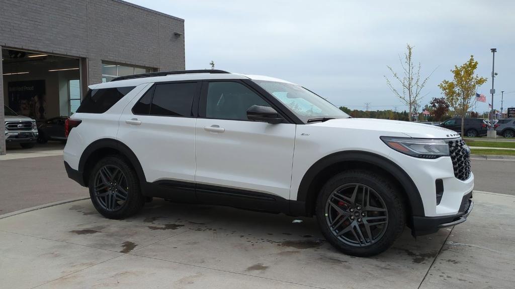 new 2025 Ford Explorer car, priced at $48,710