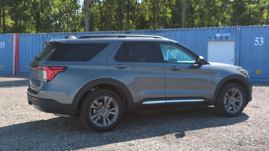 new 2025 Ford Explorer car, priced at $44,542