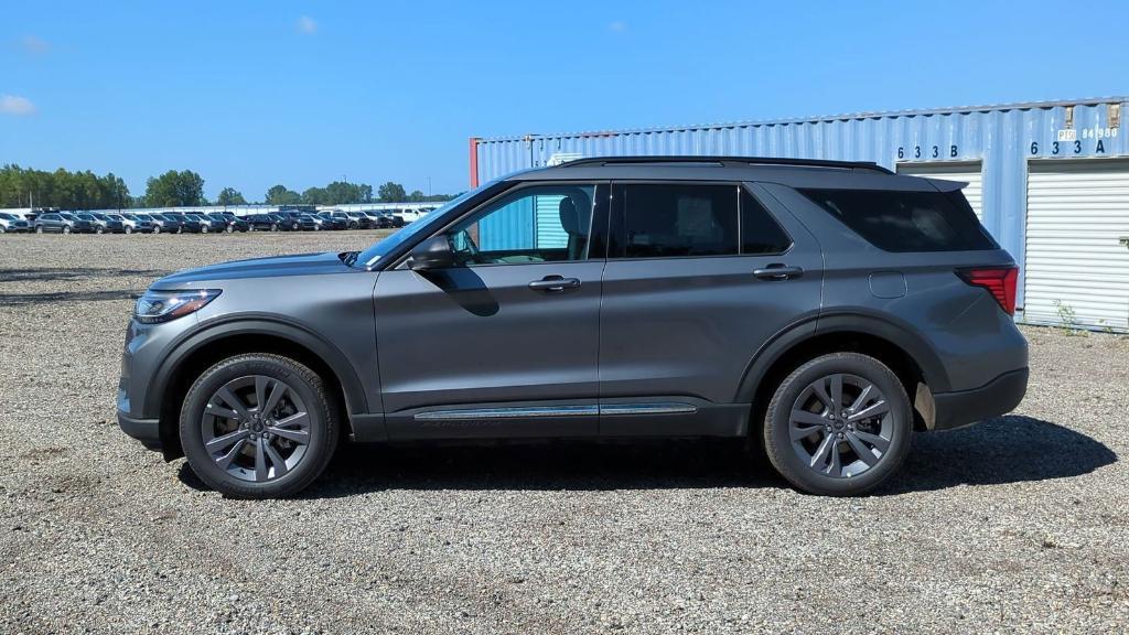 new 2025 Ford Explorer car, priced at $44,542