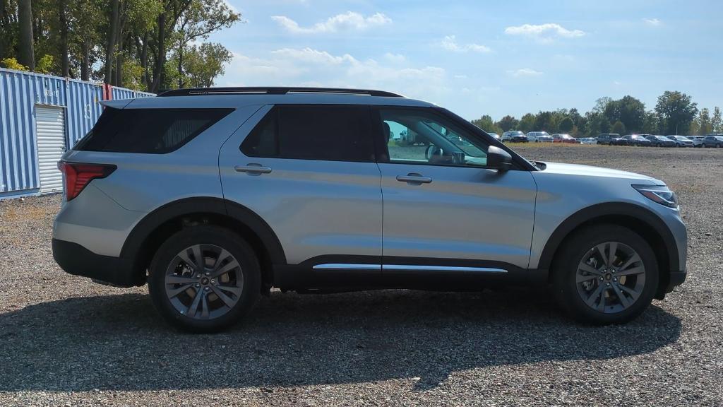 new 2025 Ford Explorer car, priced at $44,525