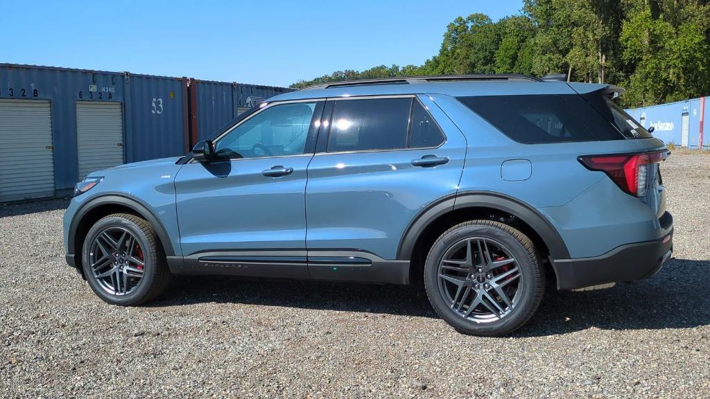 new 2025 Ford Explorer car, priced at $48,319