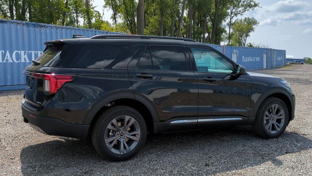 new 2025 Ford Explorer car, priced at $44,522