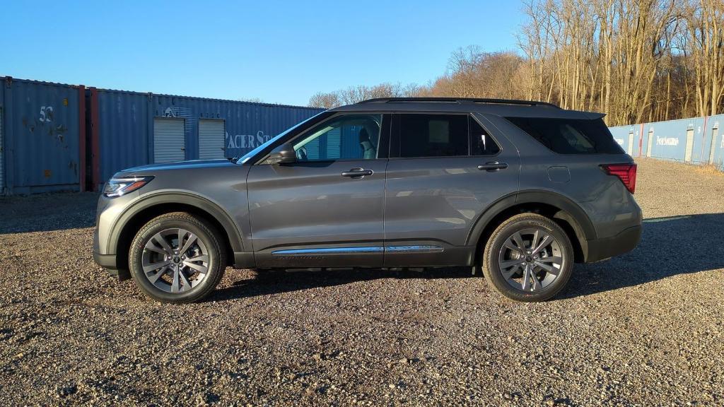 new 2025 Ford Explorer car, priced at $43,032