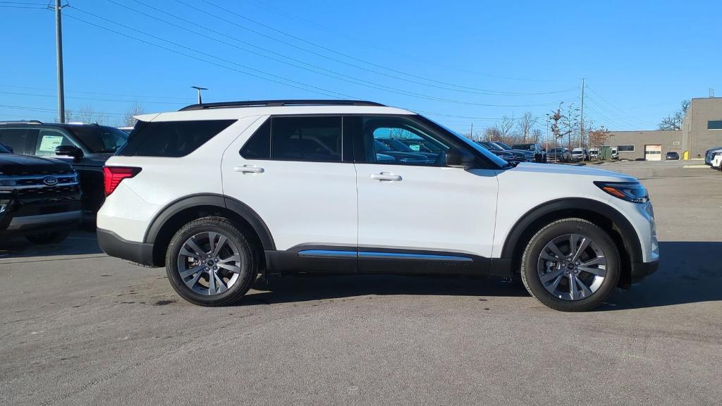 new 2025 Ford Explorer car, priced at $43,394