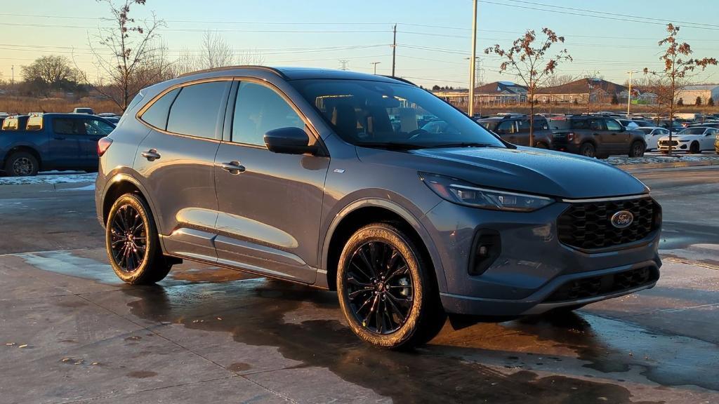 new 2025 Ford Escape car, priced at $38,158