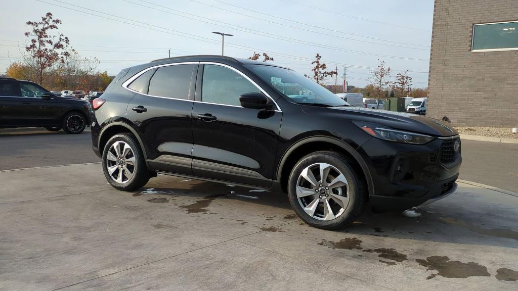 new 2025 Ford Escape car, priced at $36,265