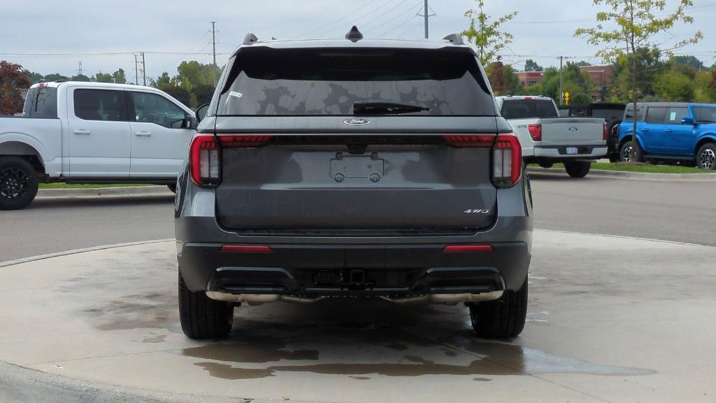 new 2025 Ford Explorer car, priced at $49,497