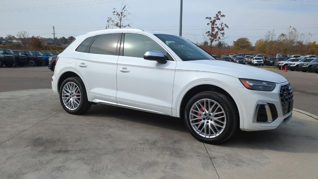 used 2021 Audi SQ5 car, priced at $35,995