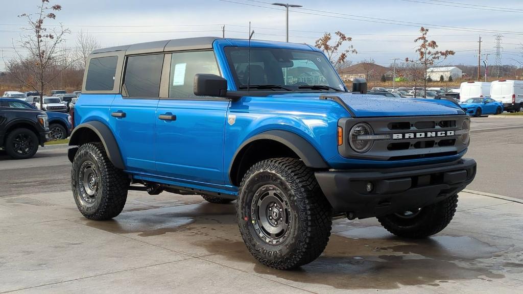 new 2024 Ford Bronco car, priced at $50,663