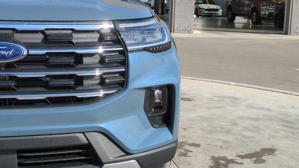 new 2025 Ford Explorer car, priced at $46,489