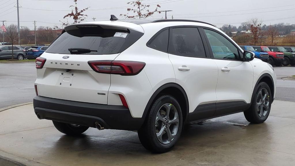 new 2025 Ford Escape car, priced at $35,637