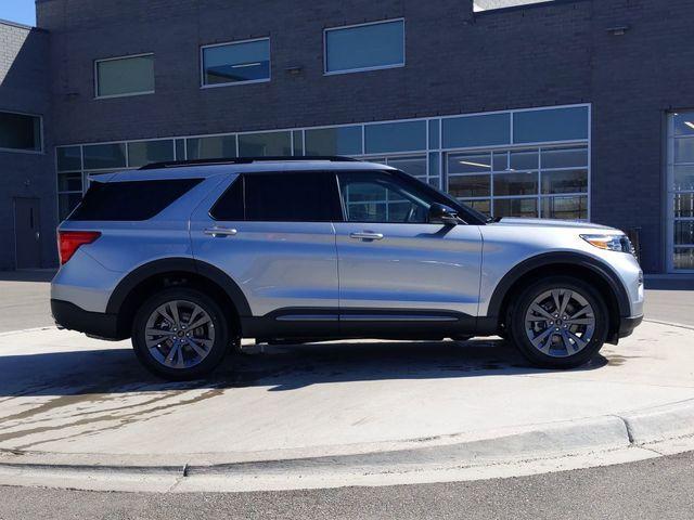 new 2024 Ford Explorer car, priced at $43,932