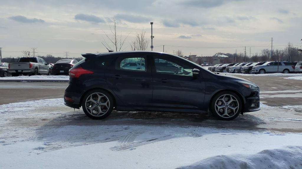 used 2017 Ford Focus ST car, priced at $13,995