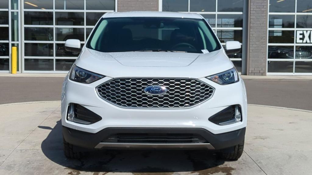 new 2024 Ford Edge car, priced at $40,144