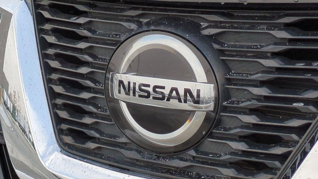 used 2019 Nissan Rogue car, priced at $17,995