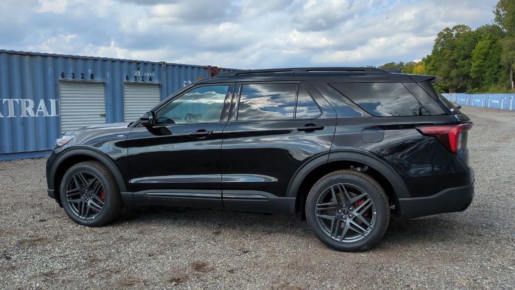 new 2025 Ford Explorer car, priced at $49,632